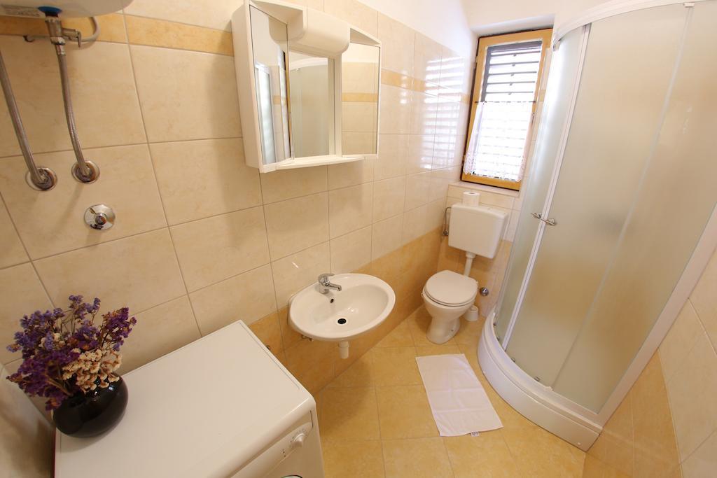 Apartments Vedrana Zadar Zimmer foto
